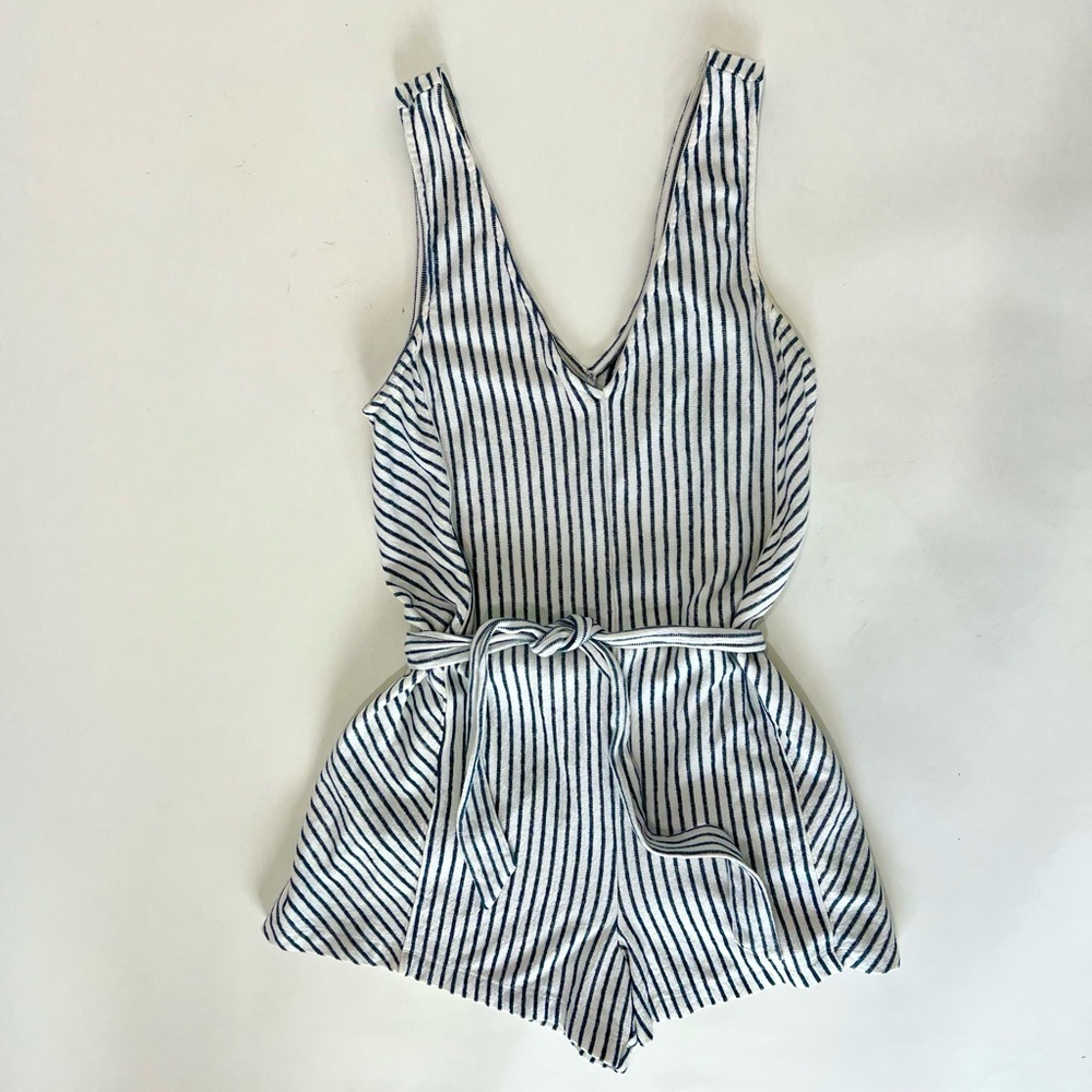 Splendid White & Navy Blue Striped Sleeveless V Neck Belted Onesie Romper